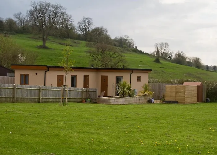 Mystique Barn * Bristol